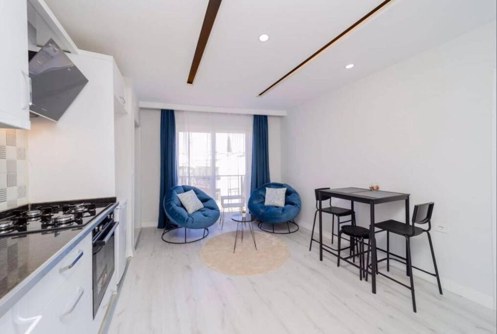 Cozy King Bedroom Dw Apt Kisla1 Antalya Bagian luar foto